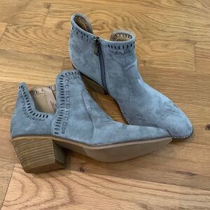 Boutique by corkys grey booties size 9